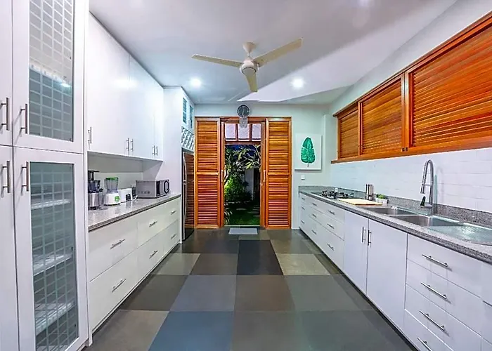 酒店 Litera Canggu Bali 乌玛拉斯